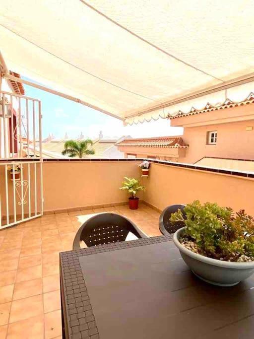 Confortable Y Centrico Los Cristianos  Eksteriør bilde
